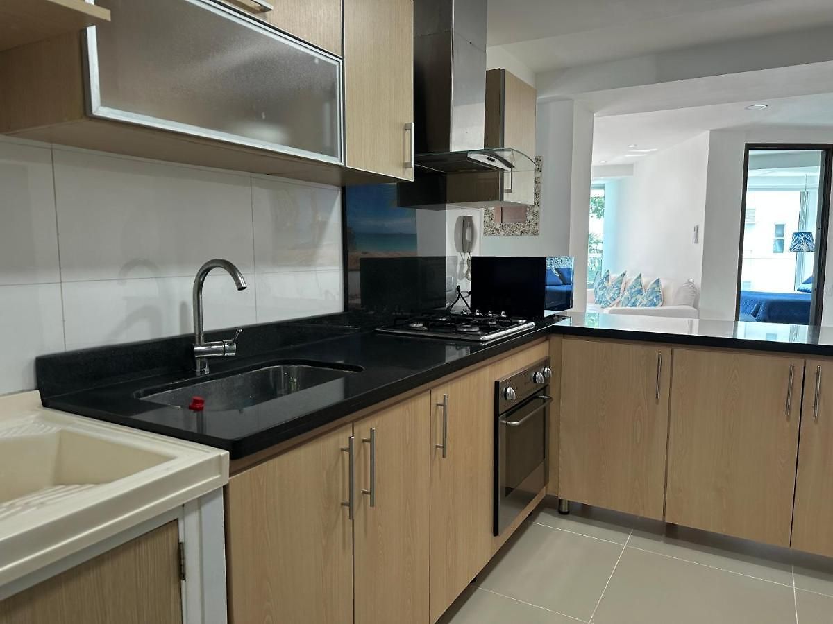 2 Dormitorios. Salida Directa Al Mar. Vista A La Ciénaga Apartamento Cartagena