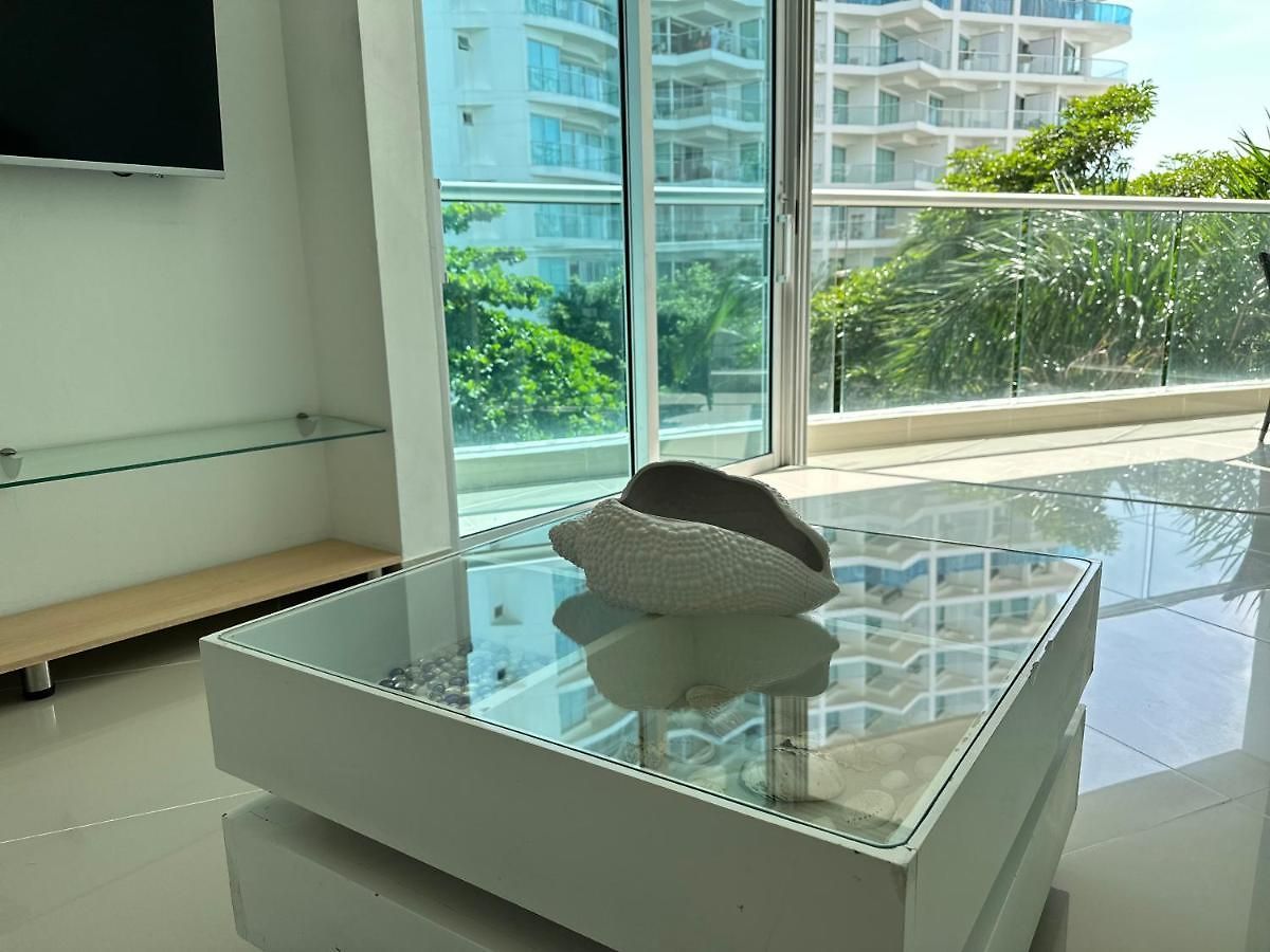 Apartamento 2 Dormitorios. Salida Directa Al Mar. Vista A La Ciénaga *